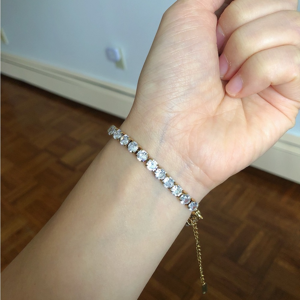 🌟🌟🌟Elegant 18K Gold Plated CZ Bracelet - Picture 8 of 9